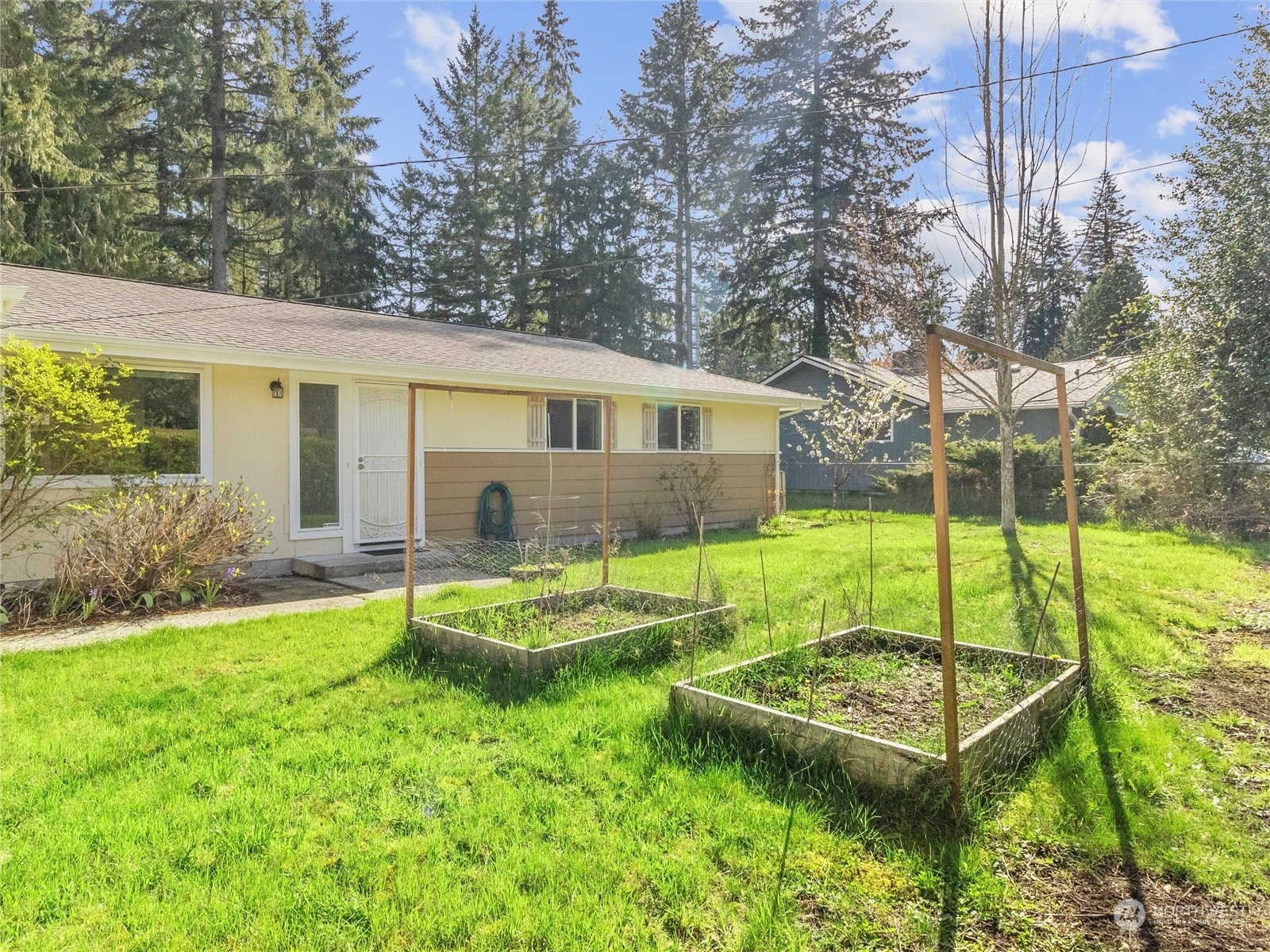 Property Photo:  5307 20th Avenue SE  WA 98503 