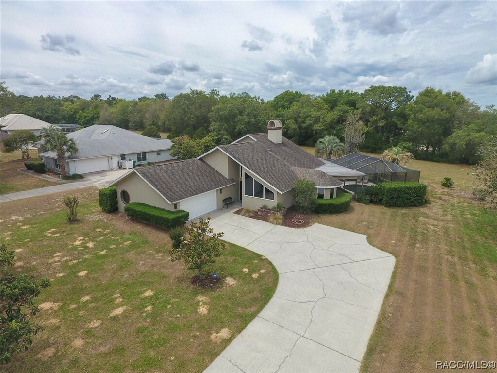 Property Photo:  1452 N Man O War Drive  FL 34442 