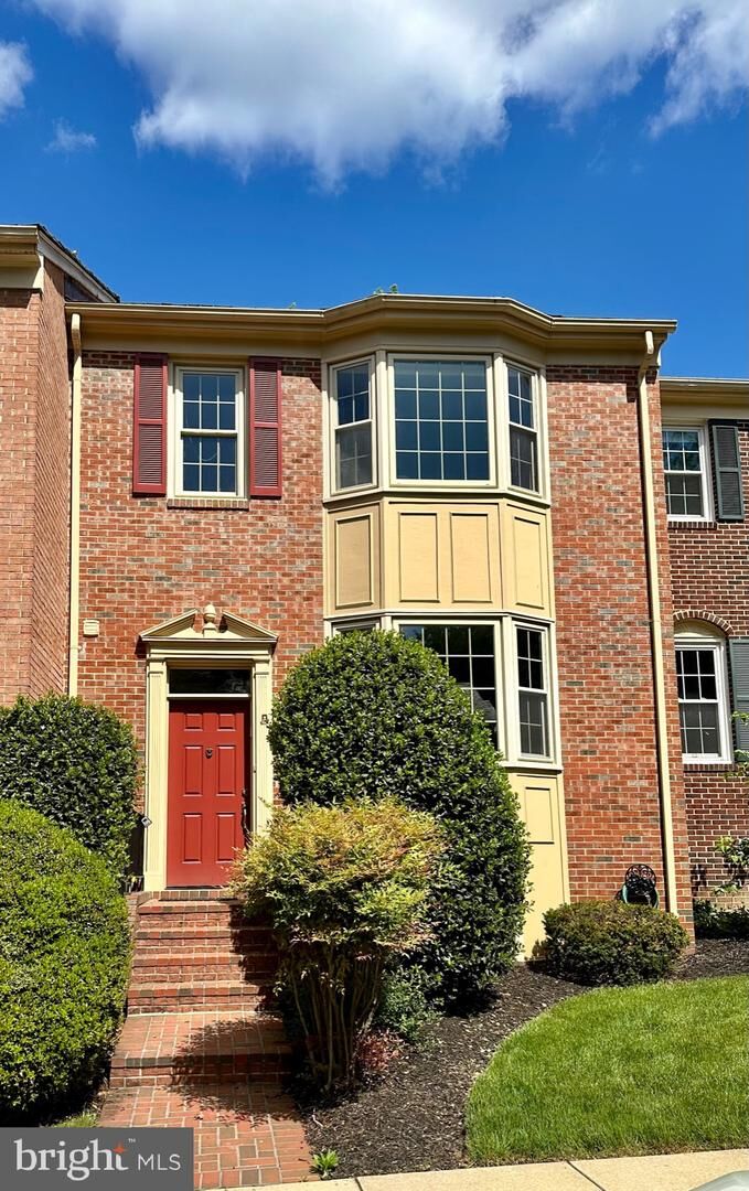 6861 Williamsburg Pond Court  Falls Church VA 22043 photo