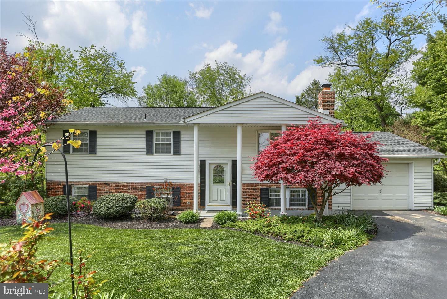 Property Photo:  6115 Parson Drive  PA 17111 