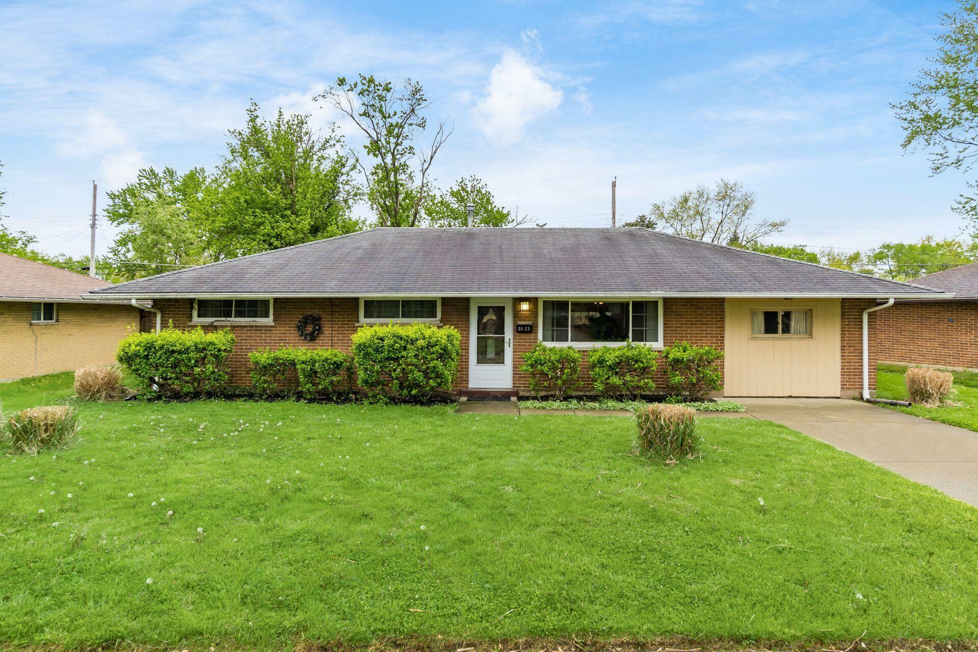 Property Photo:  3523 Roswell Drive  OH 43227 