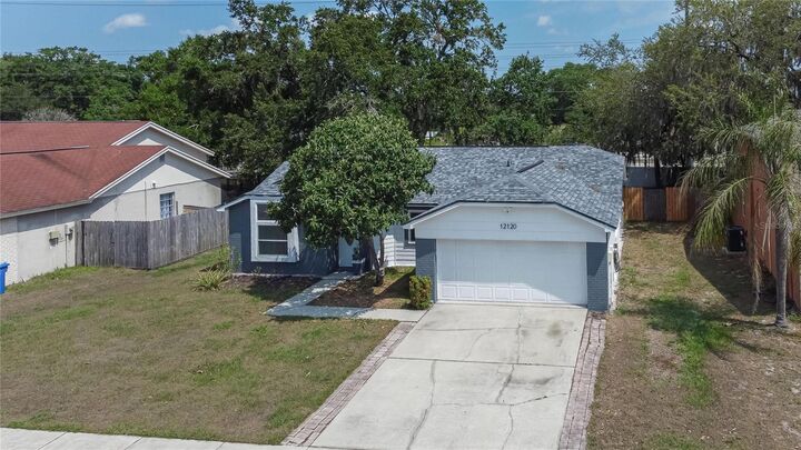 Property Photo:  12120 Fruitwood Drive  FL 33569 