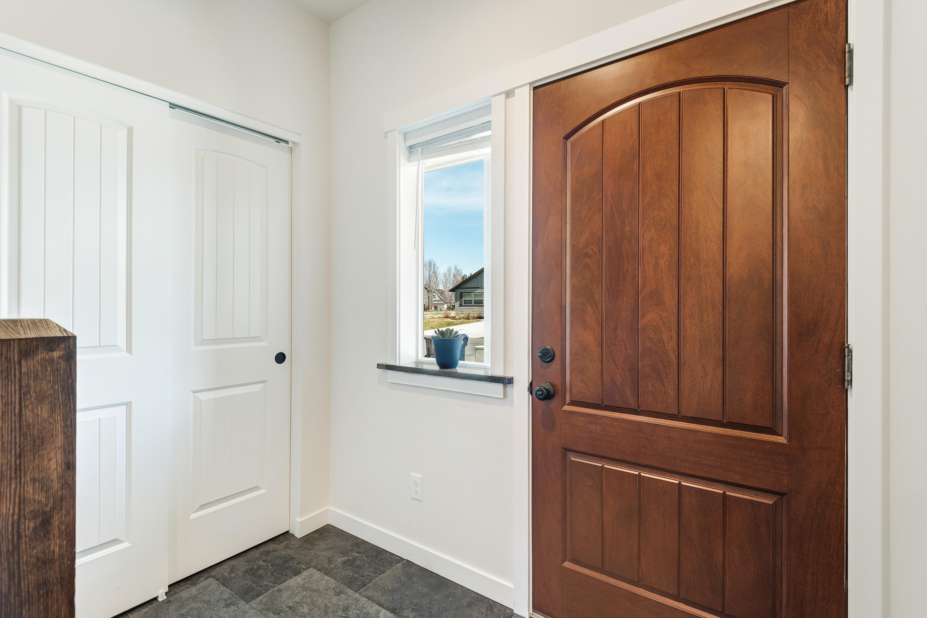 Property Photo:  241 NW 29th Street  OR 97756 