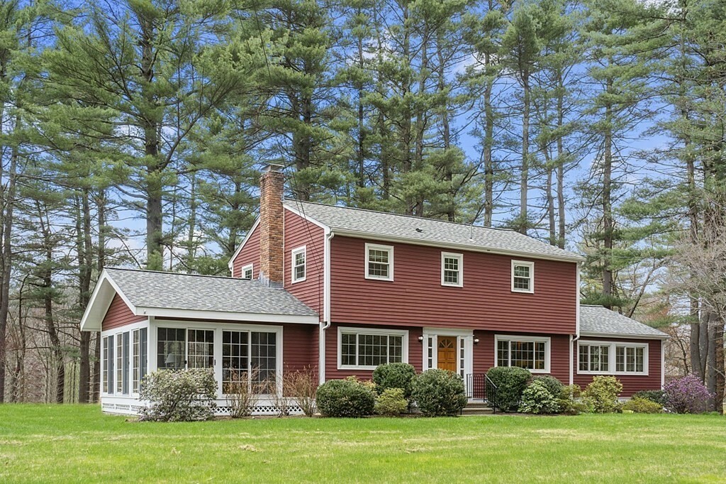 Property Photo:  13 Eldridge Road  MA 01451 