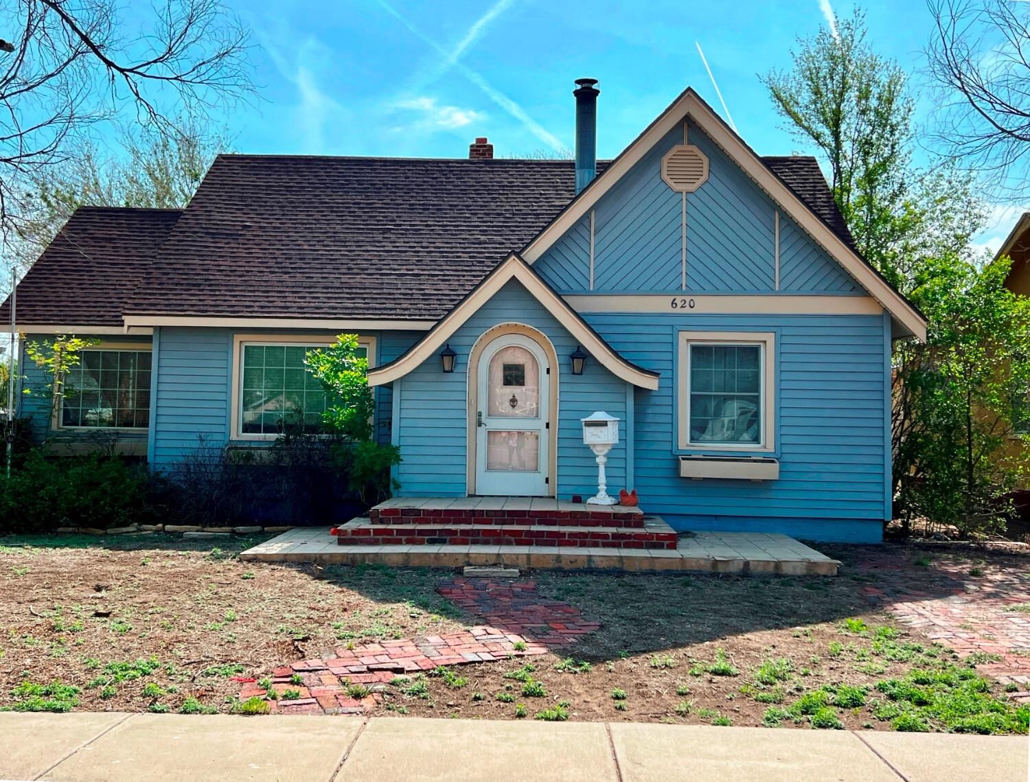 Property Photo: 620 N 11th Street KS 67846