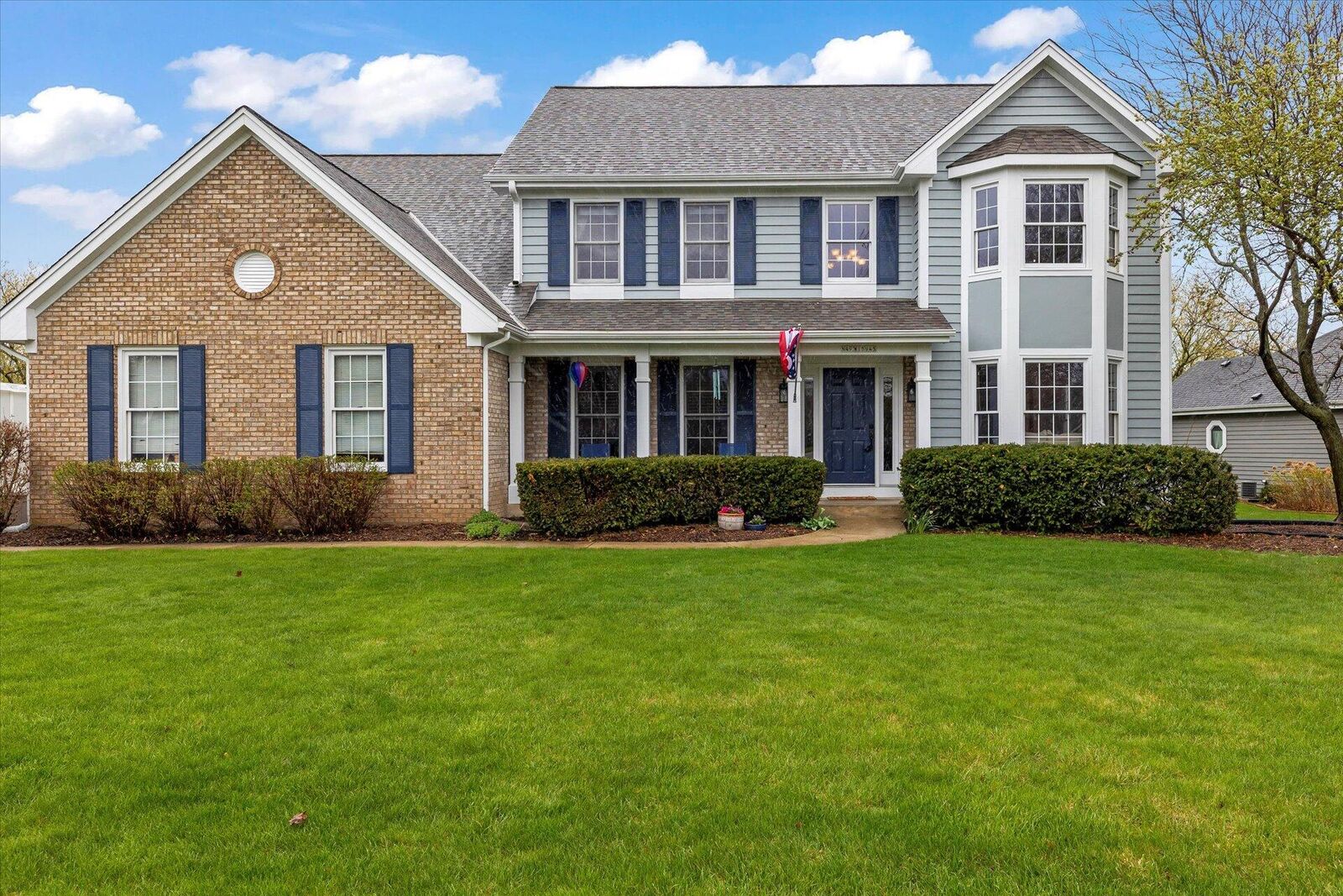 Property Photo:  N49w15945 Caitlin Ct  WI 53051 