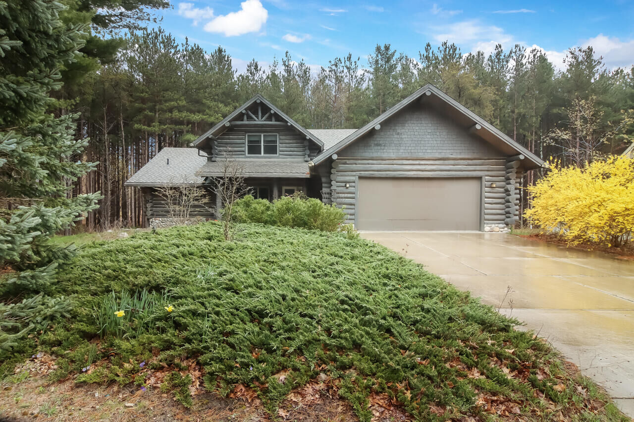 Property Photo: 17665 Forestview Drive MI 49613
