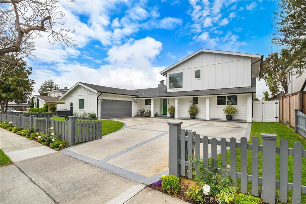 Property Photo: 1609 Ruth Lane CA 92660