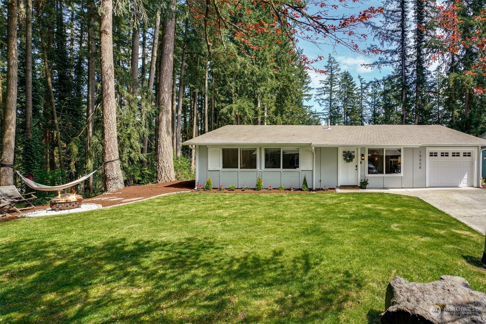 Property Photo:  19008 SE 266th Street  WA 98042 