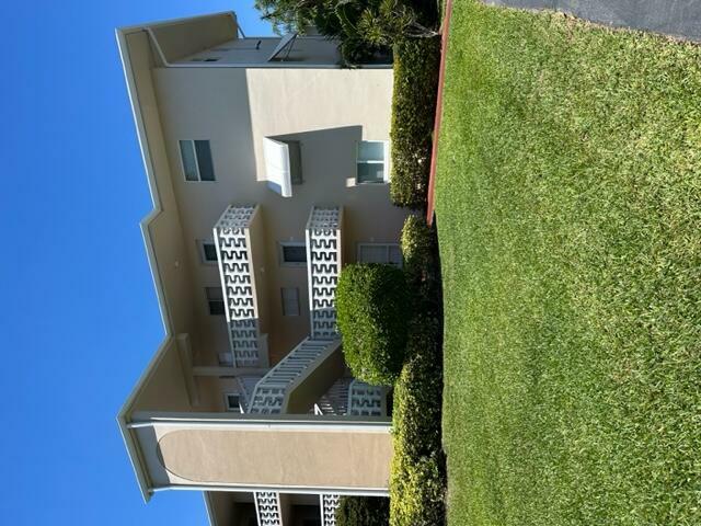 Property Photo:  2812 S Garden Drive 312  FL 33461 