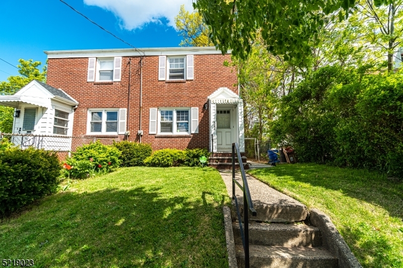 Property Photo:  544 E Milton Ave  NJ 07065 