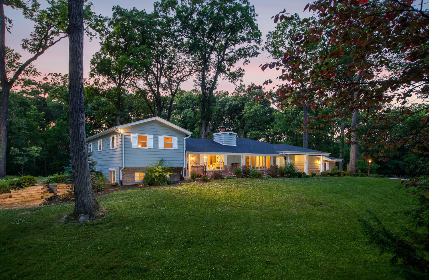 Property Photo:  23W651 Hemlock Lane  IL 60540 