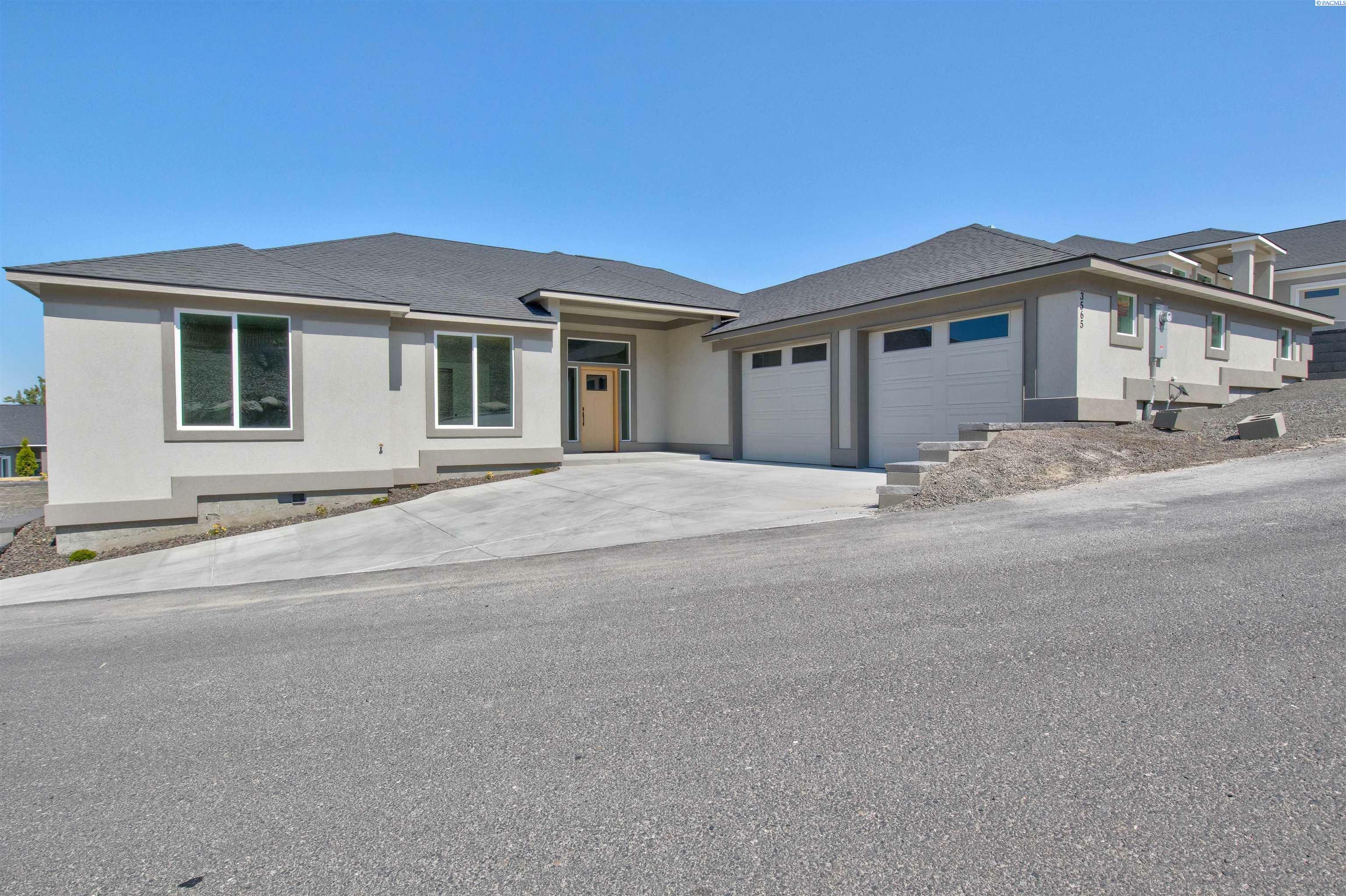 3565 Nicholas Lane  West Richland WA 99353 photo