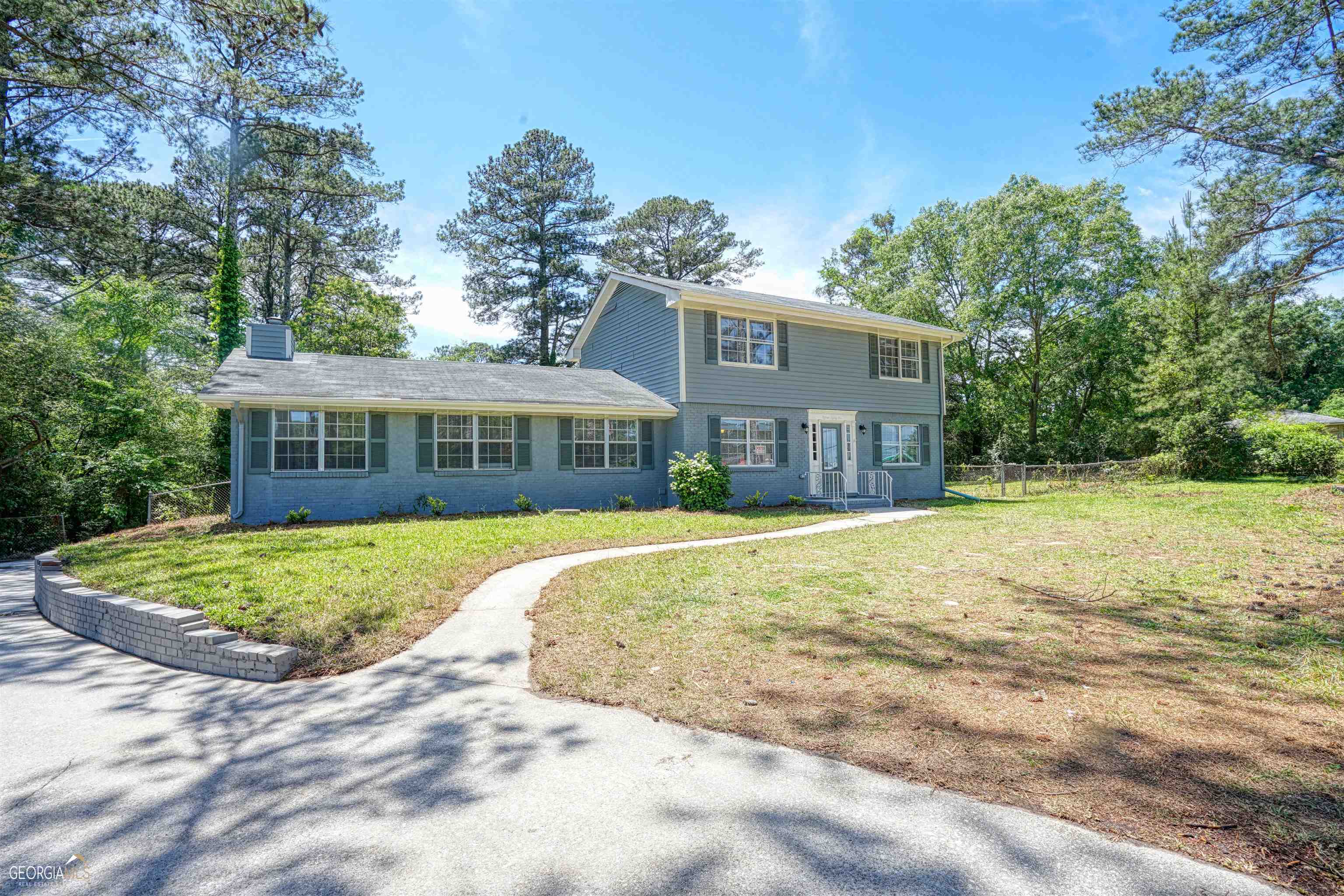Property Photo: 1585 Old Salem Road SE GA 30013