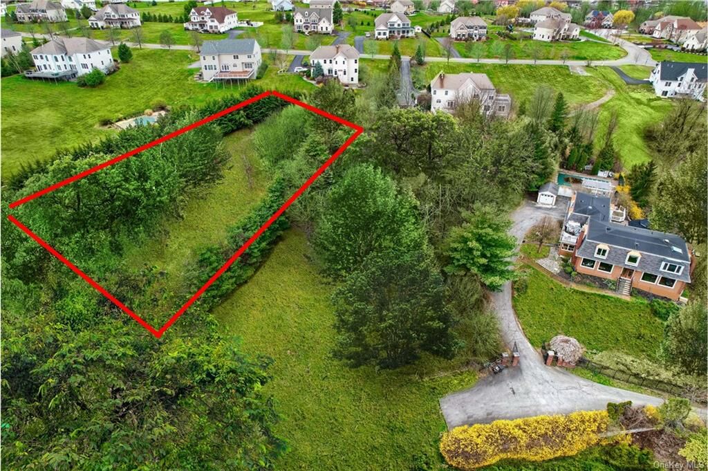 Property Photo:  Hudson Hills Drive  NY 12550 