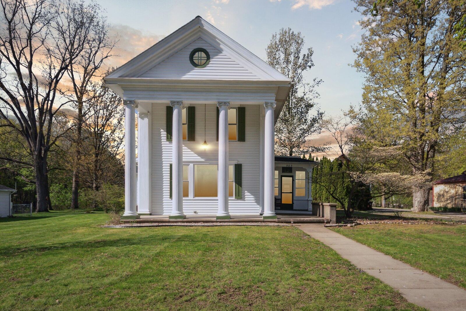 Property Photo:  503 Hanover Street  MI 49237 