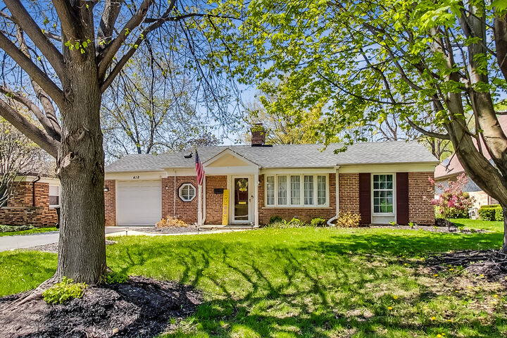 418 N Dryden Place  Arlington Heights IL 60004 photo