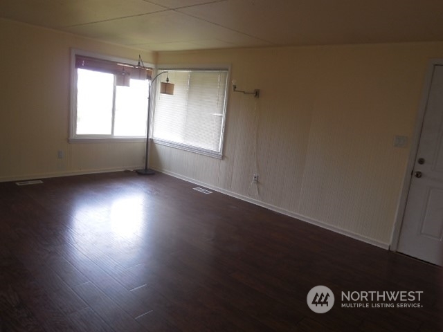 Property Photo:  620 S Chambers Street  WA 98362 