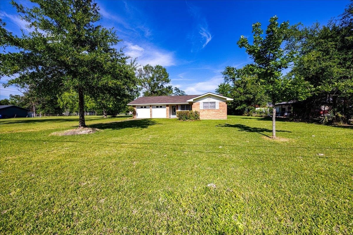 Property Photo:  2878 Lawn Oak Dr  TX 77632 