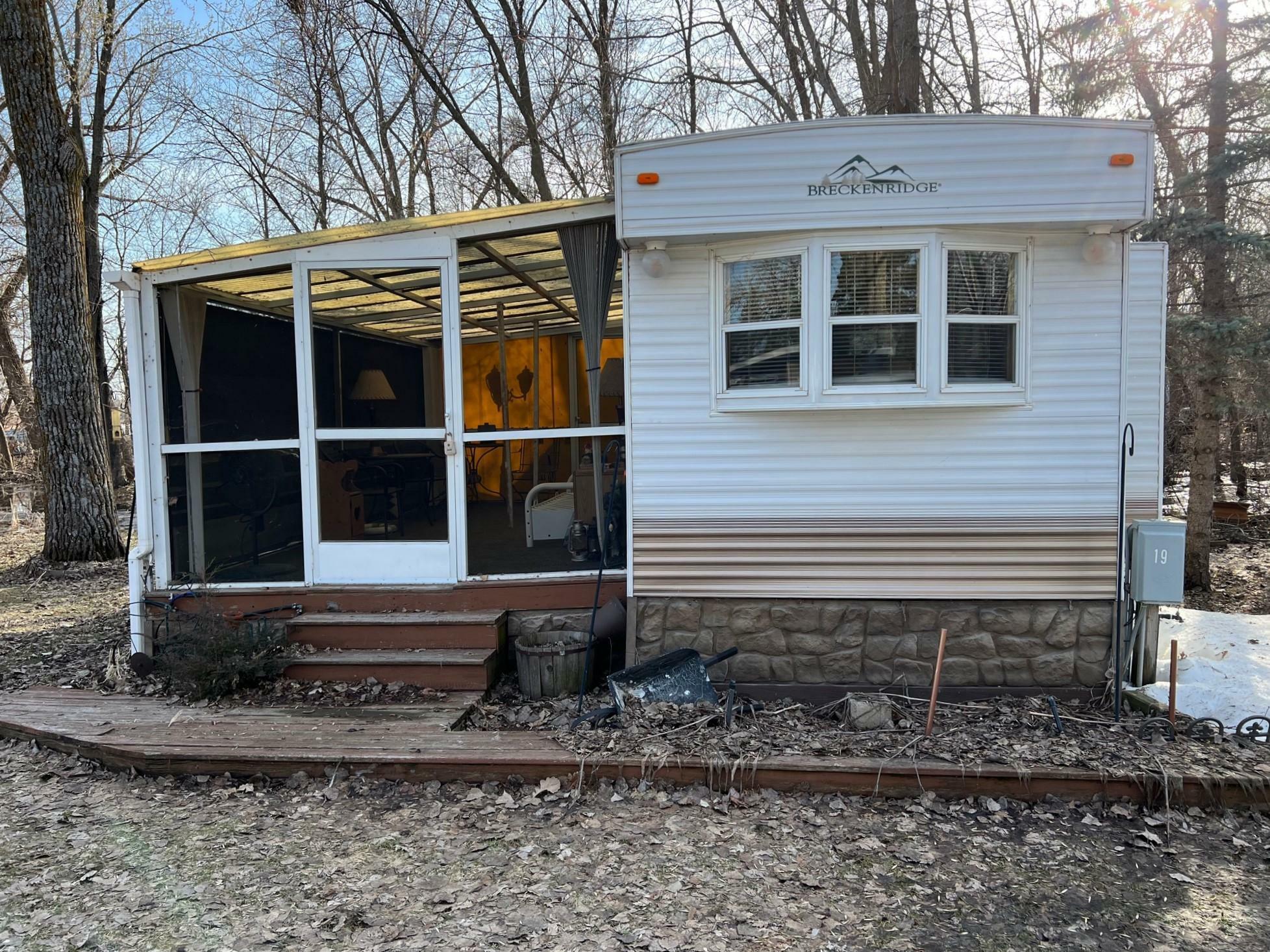 Property Photo:  21707 State Highway 22 19  MN 56368 