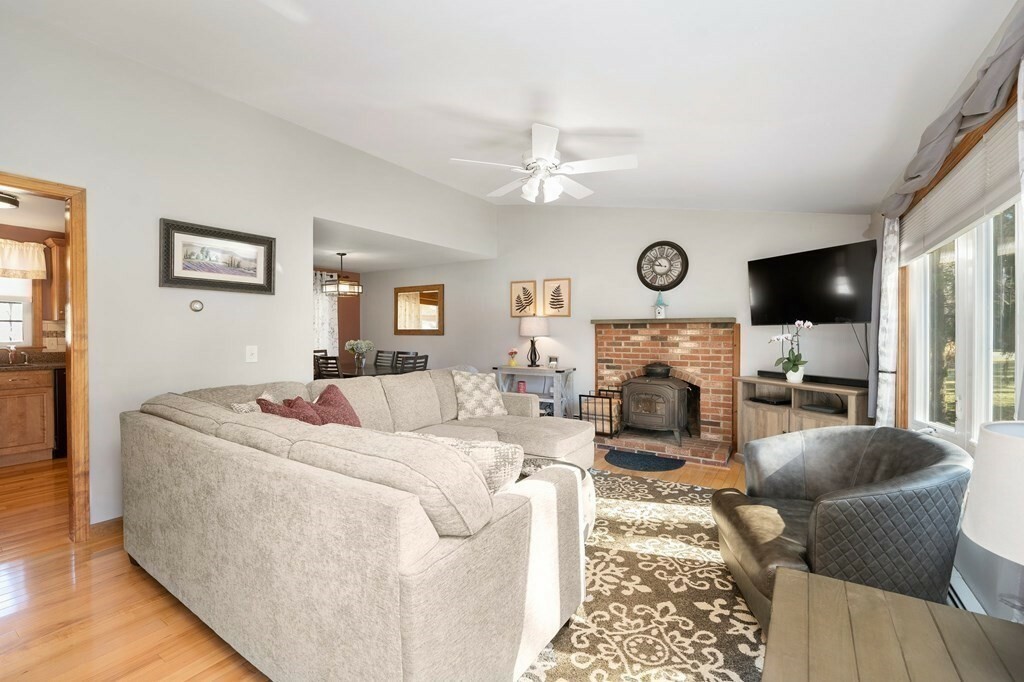 Property Photo: 3 Brookside Ct MA 02771