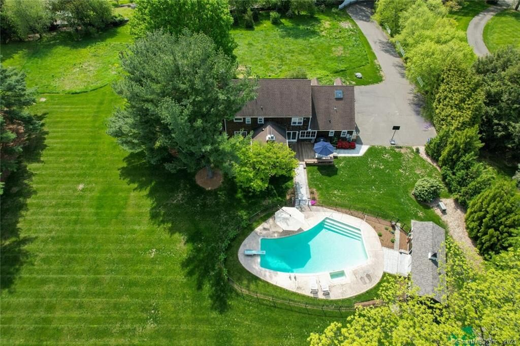 Property Photo: 2990 Redding Road CT 06824