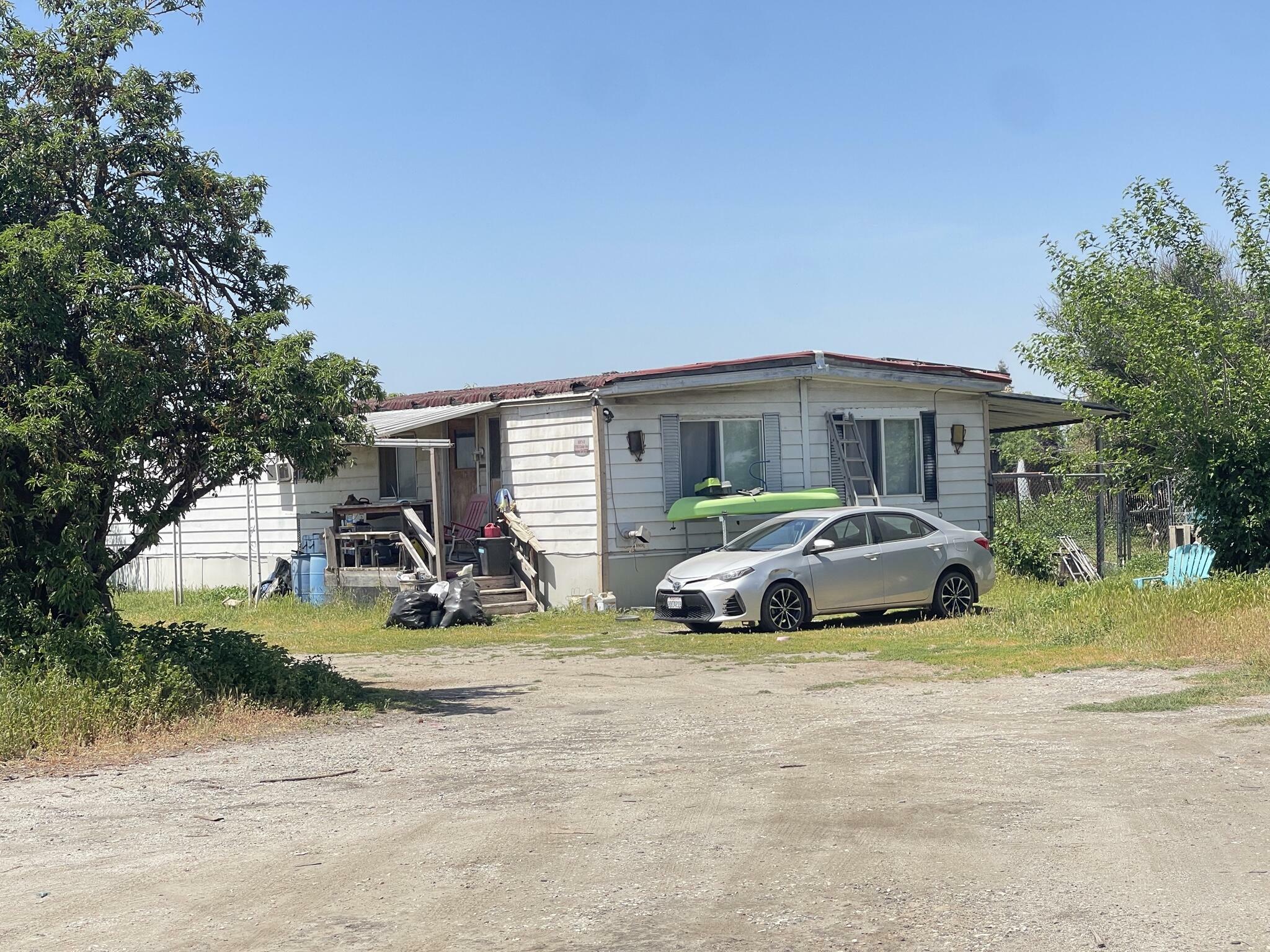 Property Photo: 5719 S Cedar Avenue CA 93725