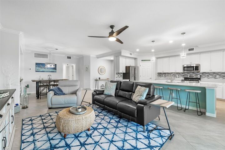 Property Photo:  12039 Hawthorn Lake Drive 101  FL 33913 
