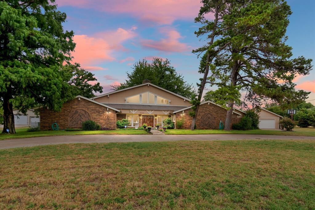 Property Photo:  6504 Cardinal Drive  TX 75022 