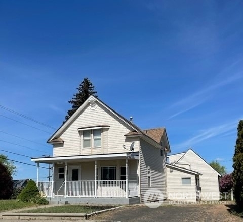 Property Photo:  101 E 4th Avenue  WA 99169 