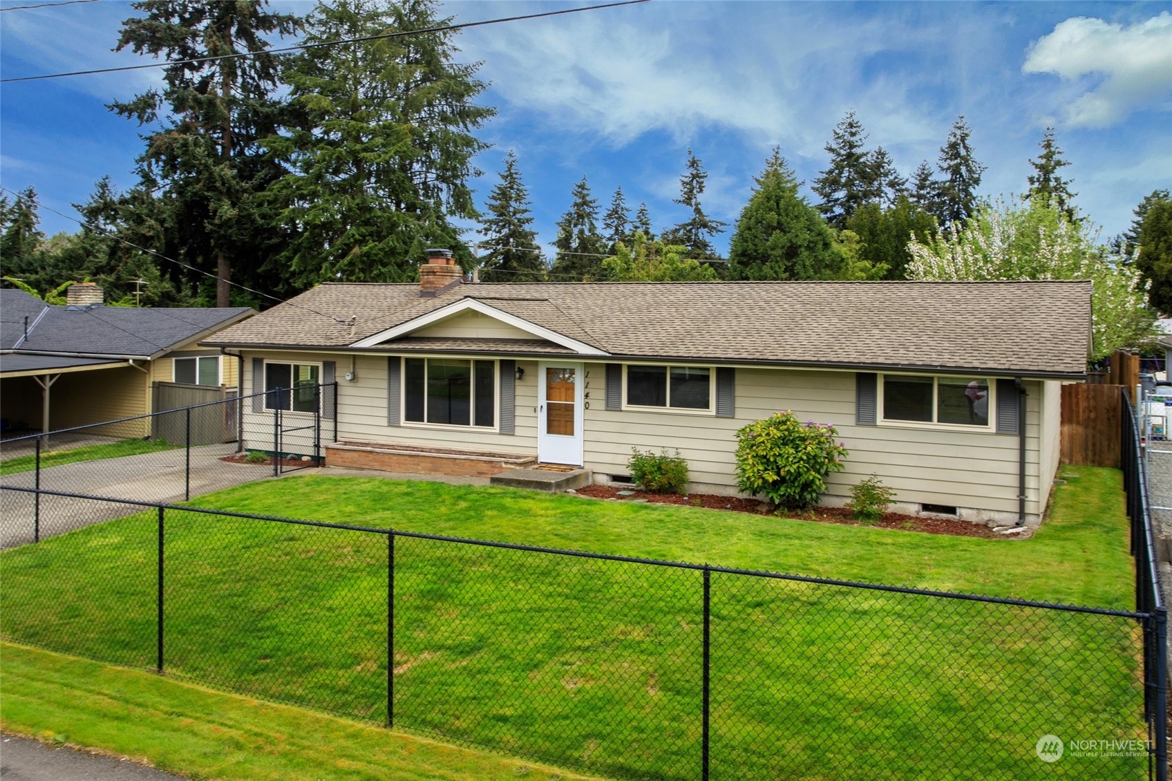 Property Photo:  1140 S 313th Street  WA 98003 