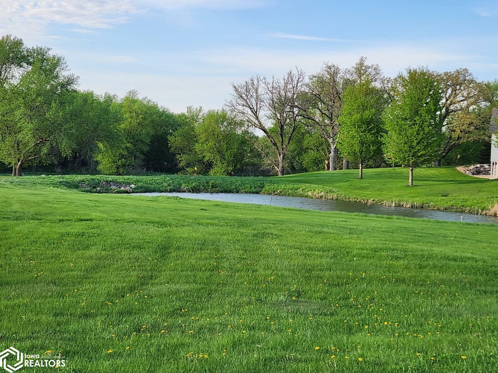 Property Photo:  402 Brickyard Road  IA 50475 