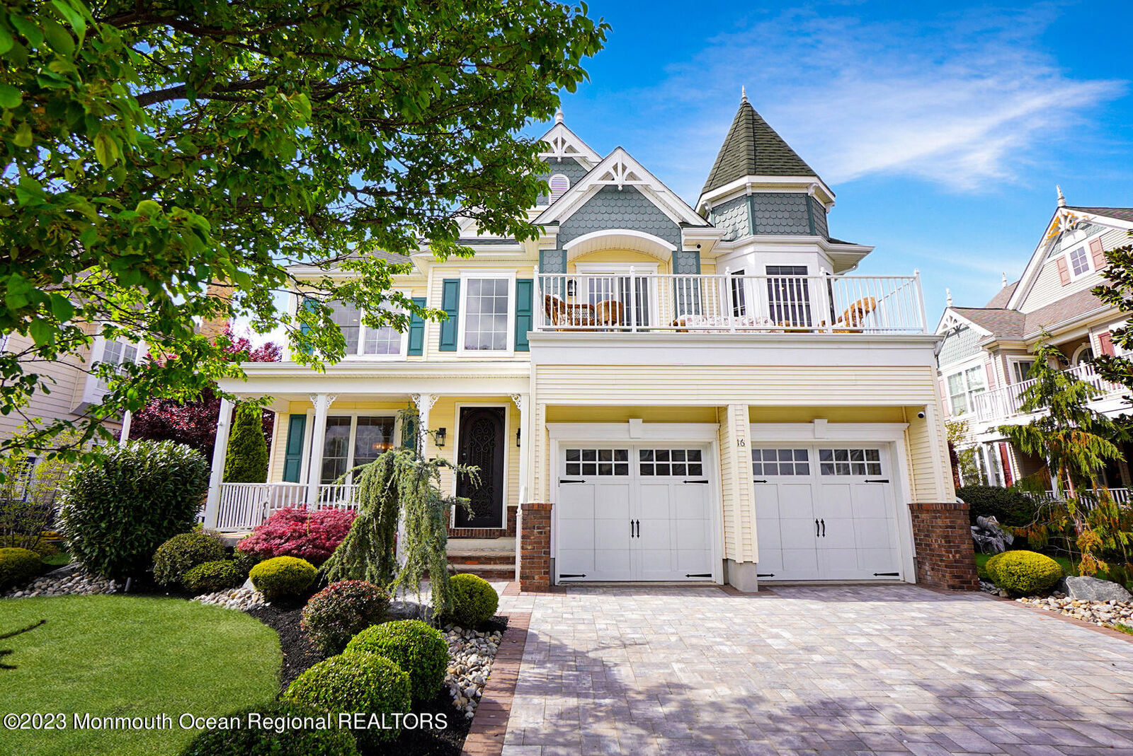 Property Photo:  16 Spinnaker Drive  NJ 08879 