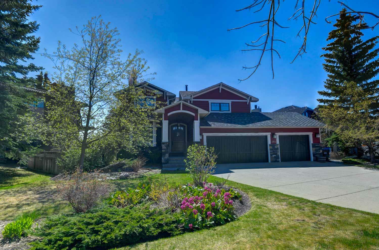 Property Photo: 264 Edenwold Drive NW AB T3A4A4