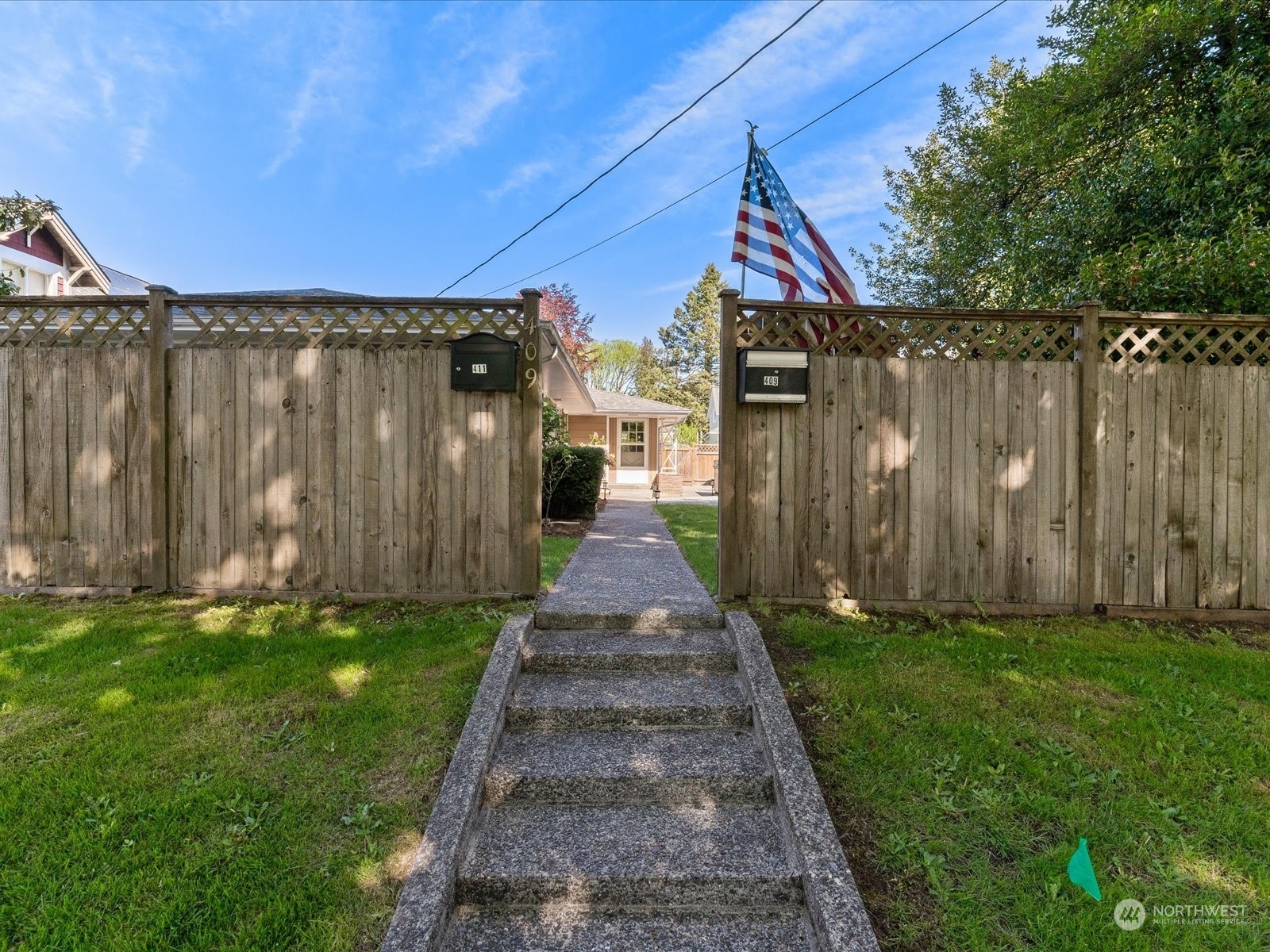 Property Photo:  409 Avenue D  WA 98290 