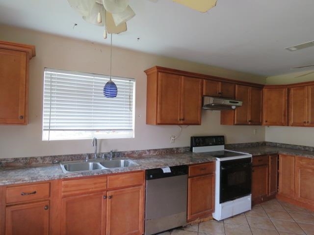 Property Photo: 1210 Bowlin TX 77651