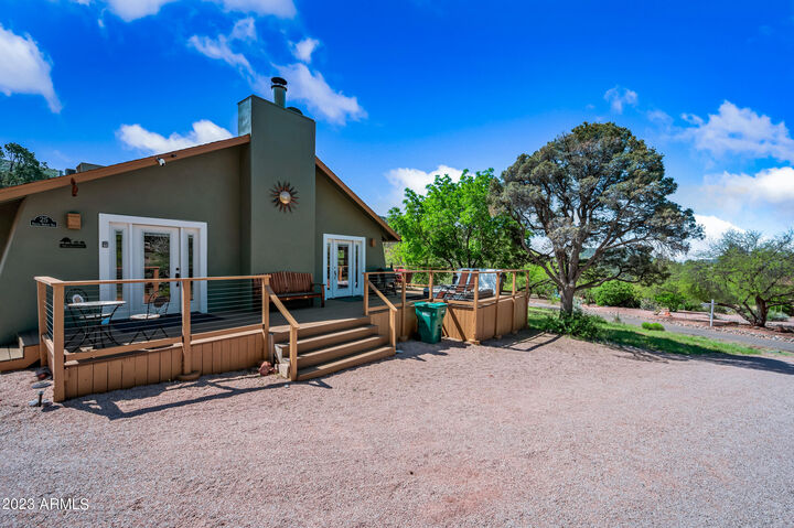 Property Photo: 25 White Horse Way AZ 86351