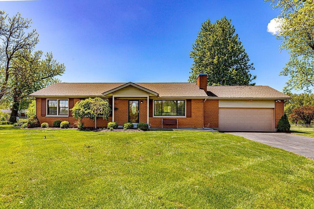 Property Photo: 6285 Todhunter Rd OH 45044