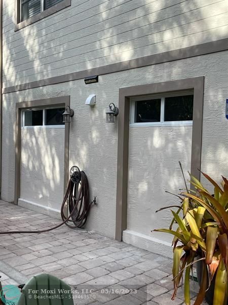 Property Photo:  1313 SW 8th Ct 1  FL 33312