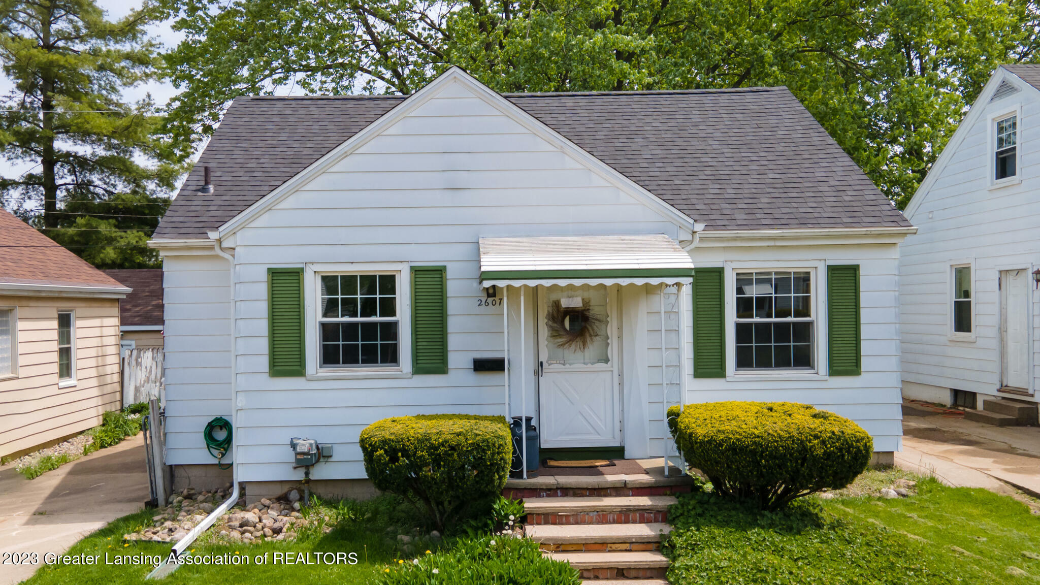 Property Photo:  2607 Marion Avenue  MI 48910 