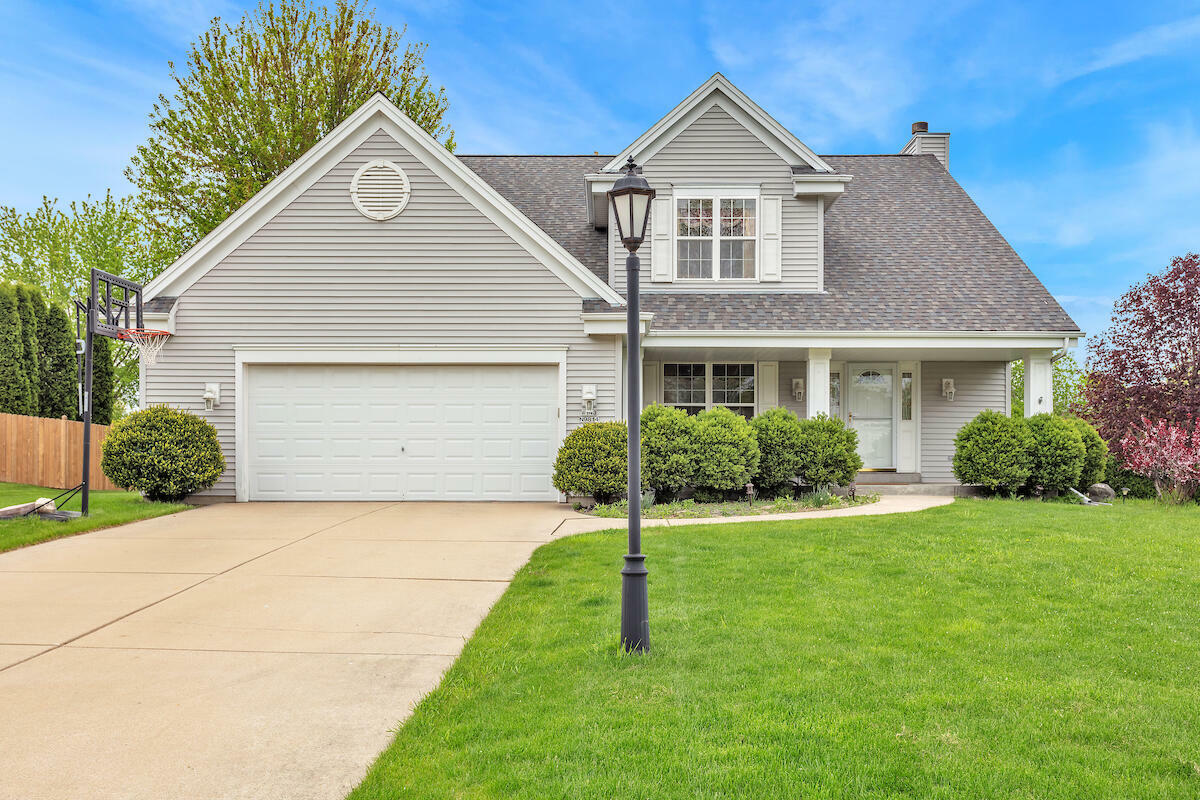 Property Photo: W143n9814 Ridgewood Ln WI 53022