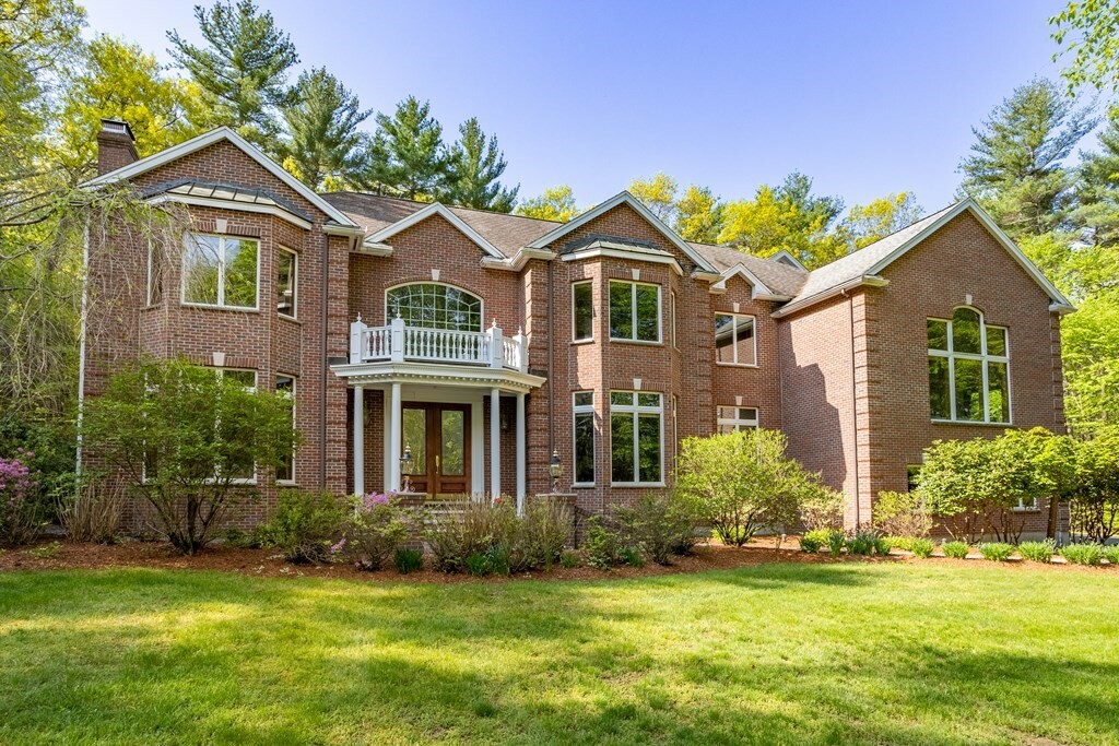 Property Photo: 17 Barnes Place MA 01741