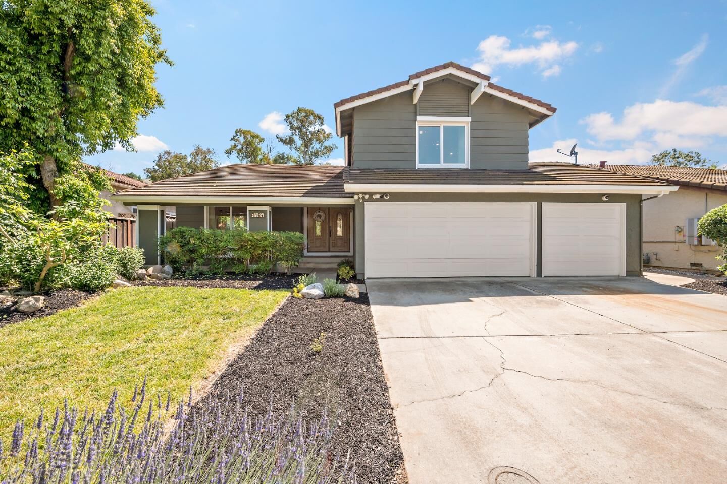 Property Photo: 7187 Chantilley Court CA 95139