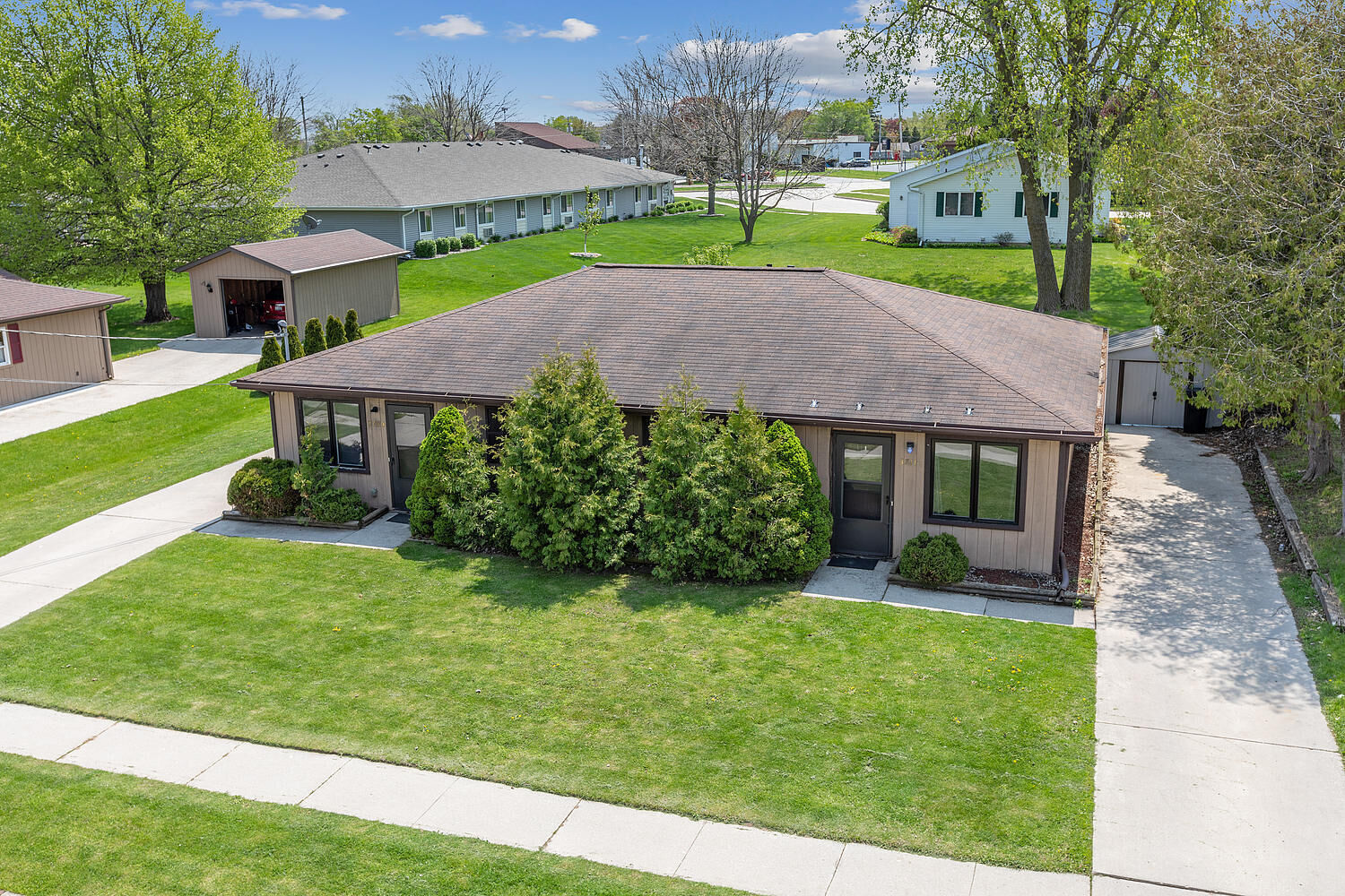 Property Photo:  3711 Mangin St  WI 54220 