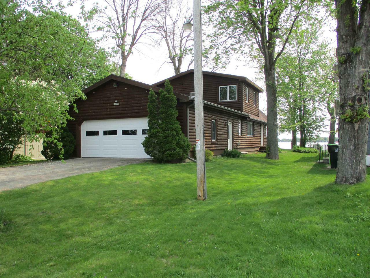 Property Photo: N10598 Howard Dr WI 53933