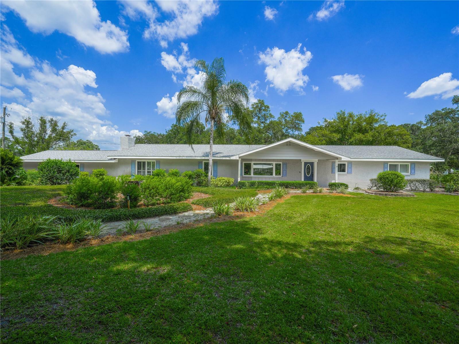 Property Photo: 4062 El Shaddiai Square FL 33565
