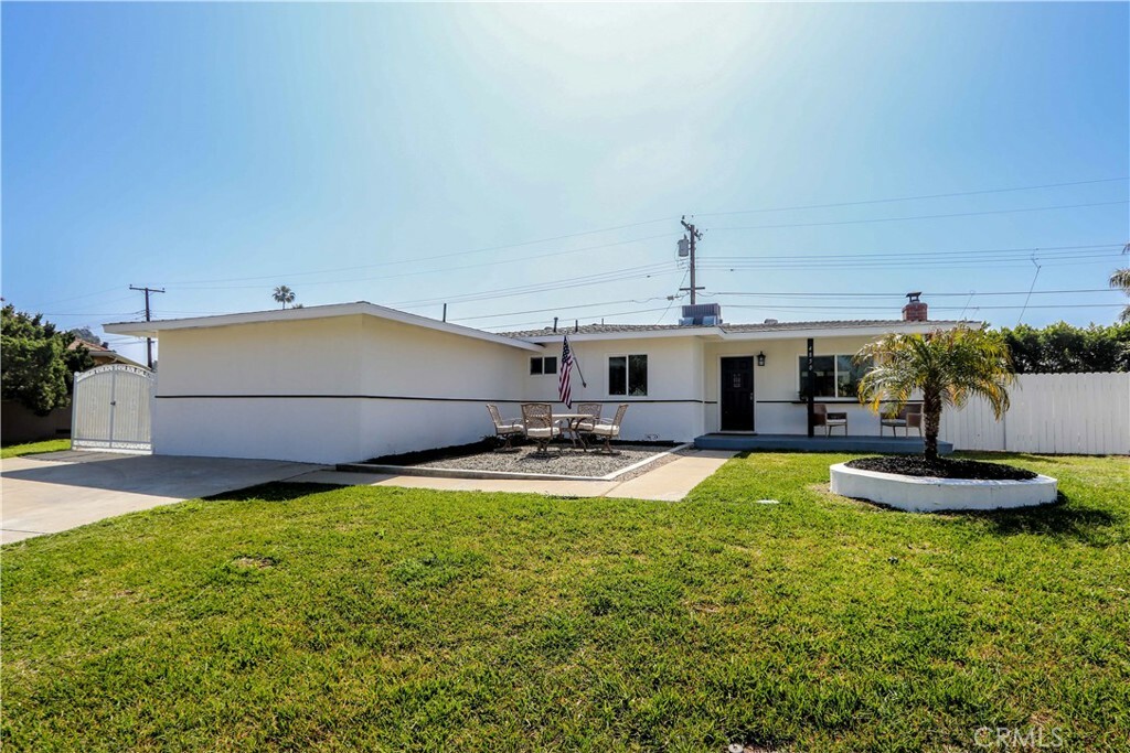 Property Photo:  4850 Talley Court  CA 92503 