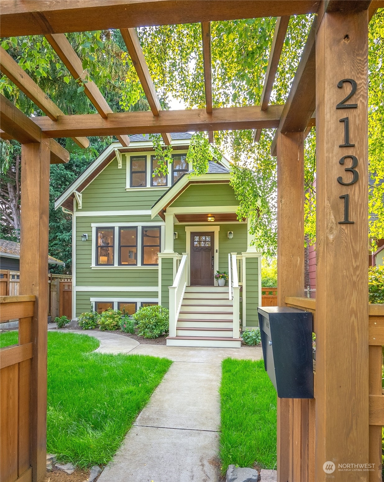 Property Photo: 2131 46th Avenue SW WA 98116