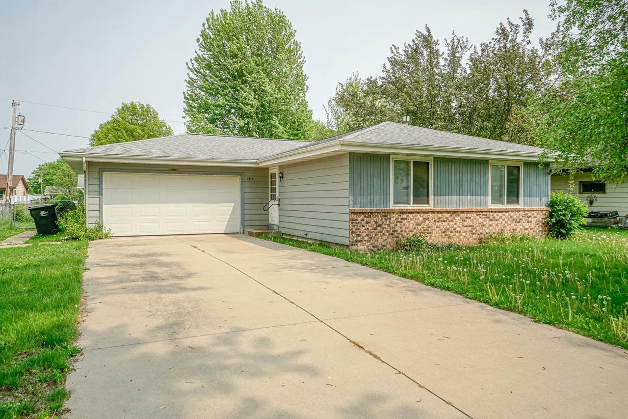 Property Photo:  2713 North Butlin Drive  WI 53511 