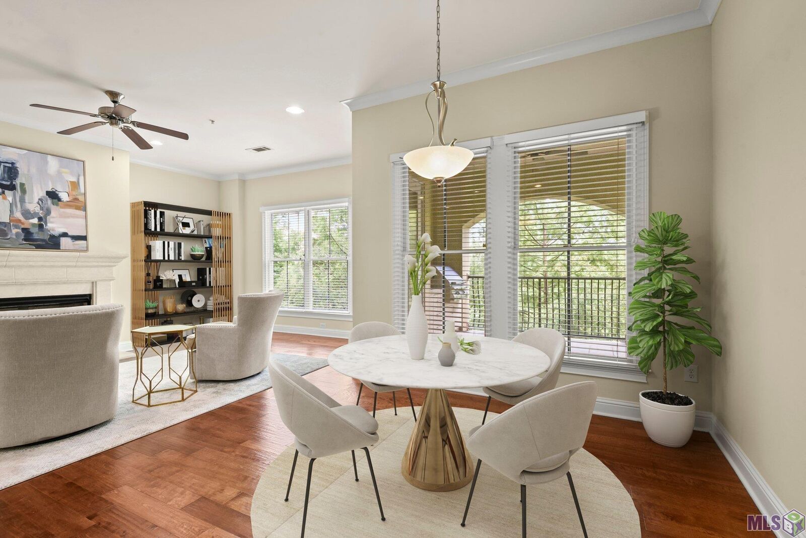 Property Photo:  998 Stanford Ave #316  LA 70808 